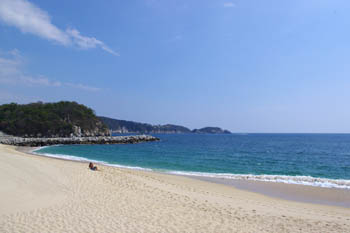 Unspoiled beaches in Huatulco, Mexico