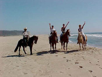 Horseback riding in Huatulco